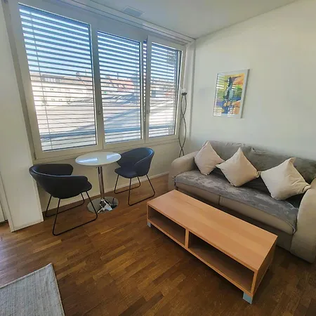 Апартаменти Stylish With Balcony Self Check-in A Hoh Цюрих