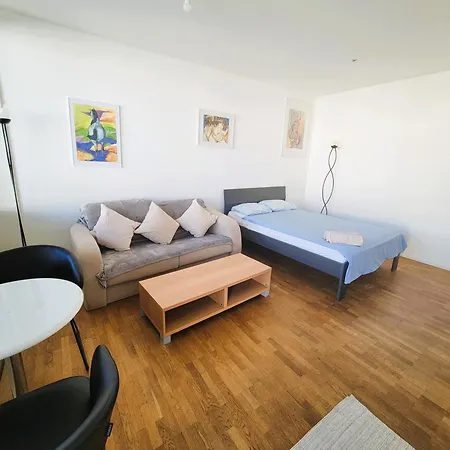 Apartament Stylish With Balcony Self Check-in A Hoh *