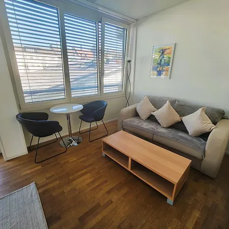 Stylish With Balcony Self Check-in A Hoh *