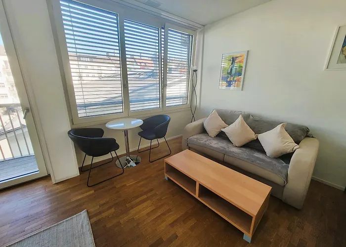 Apartment Stylish With Balcony Self Check-in A Hoh Zurich